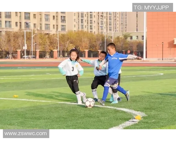 辫子头足球明星的传奇人生从绿茵赛场到荣耀时刻